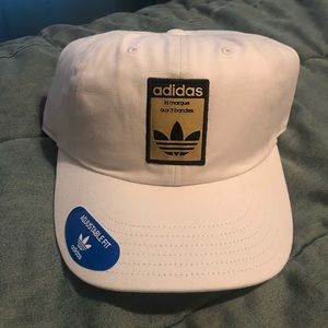 BNWT White / Gold Adidas Strapback
